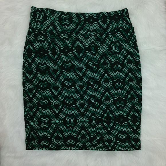 LuLaRoe Dresses & Skirts - LuLaRoe Skirt